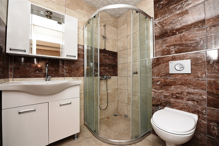 شقة قريبة من البحر - تصميم غرفتين وصالة ضمن مجمع سكني جديد في مهموتلار / الانيا 