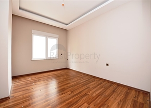 شقة قريبة من البحر - تصميم غرفتين وصالة ضمن مجمع سكني جديد في مهموتلار / الانيا 