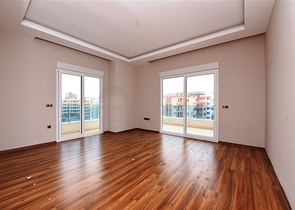 شقة قريبة من البحر - تصميم غرفتين وصالة ضمن مجمع سكني جديد في مهموتلار / الانيا 