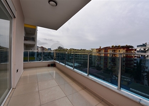 شقة قريبة من البحر - تصميم غرفتين وصالة ضمن مجمع سكني جديد في مهموتلار / الانيا 