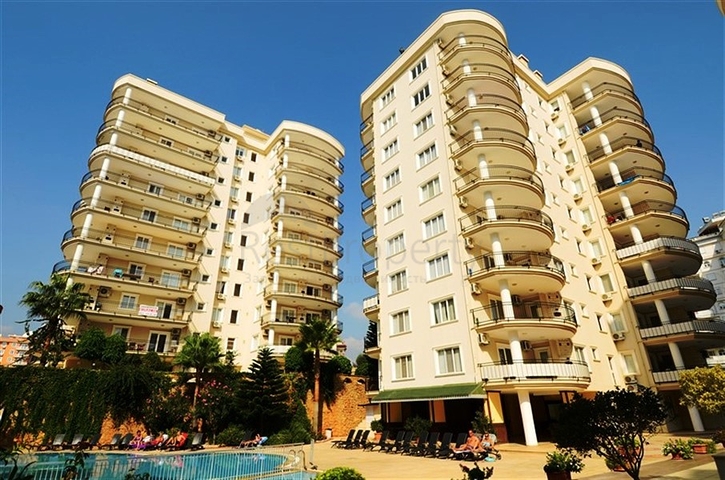 شقة مفروشة للبيع ضمن مجمع سكني في توسمور / الانيا 