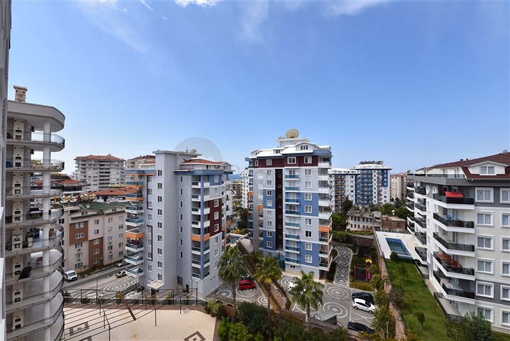 شقة مفروشة للبيع ضمن مجمع سكني في توسمور / الانيا 