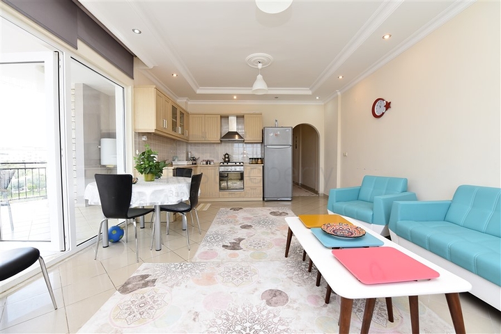 شقة مفروشة للبيع ضمن مجمع سكني في توسمور / الانيا 