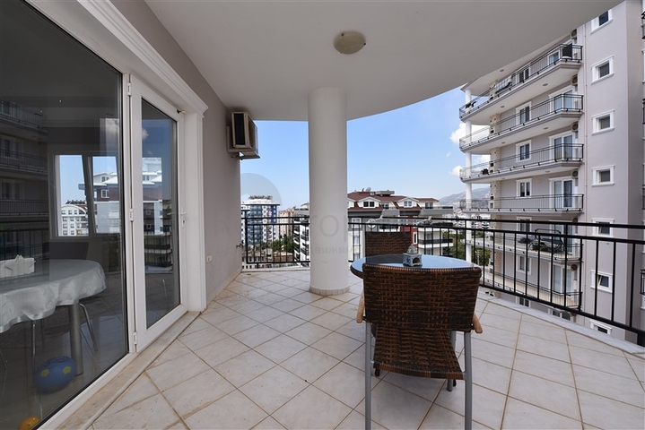 شقة مفروشة للبيع ضمن مجمع سكني في توسمور / الانيا 