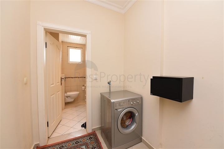 شقة مفروشة للبيع ضمن مجمع سكني في توسمور / الانيا 