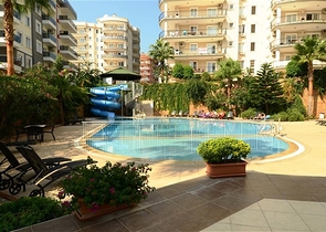 شقة مفروشة للبيع ضمن مجمع سكني في توسمور / الانيا 