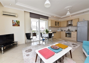 شقة مفروشة للبيع ضمن مجمع سكني في توسمور / الانيا 