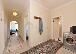 شقة مفروشة للبيع ضمن مجمع سكني في توسمور / الانيا 