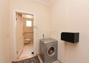 شقة مفروشة للبيع ضمن مجمع سكني في توسمور / الانيا 