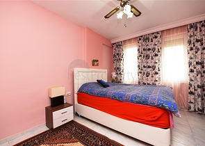 شقة مؤثثة في منطقة حيوية في اوبا 