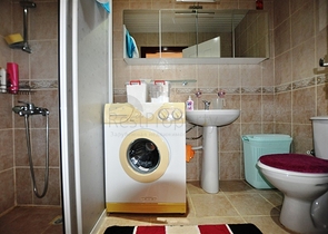 شقة للبيع في الانيا - اوبا ، ضمن منطقة حيوية قريبة من البحر 