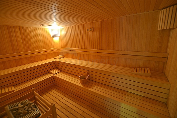 ضمن مجمع فاخر - شقة غرفة نوم وصالة للبيع في اوبا / الانيا 