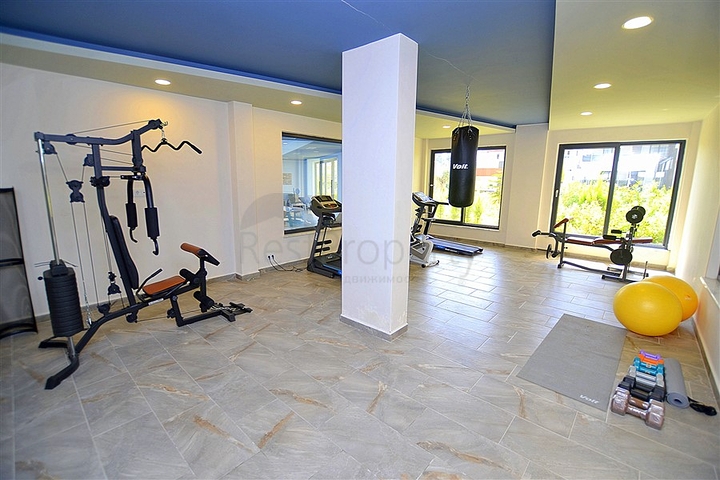 ضمن مجمع فاخر - شقة غرفة نوم وصالة للبيع في اوبا / الانيا 