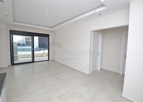 ضمن مجمع فاخر - شقة غرفة نوم وصالة للبيع في اوبا / الانيا 