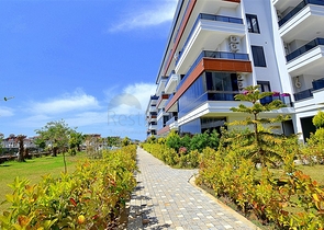 ضمن مجمع فاخر - شقة غرفة نوم وصالة للبيع في اوبا / الانيا 