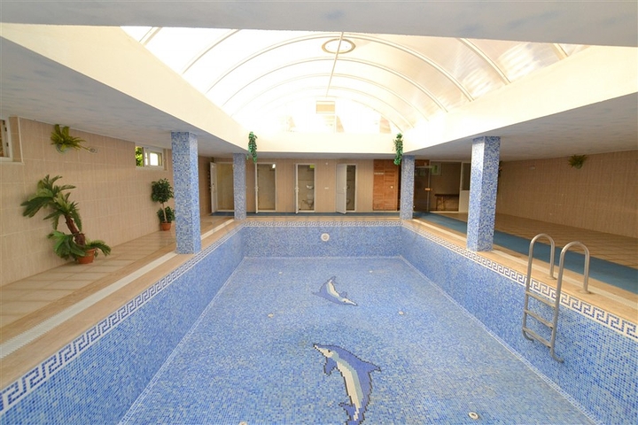 شقة ثلاث غرف وصالة دوبلكس مؤثثة - ضمن مجمع سكني في مهموتلار / الانيا 