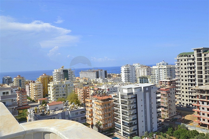 شقة ثلاث غرف وصالة دوبلكس مؤثثة - ضمن مجمع سكني في مهموتلار / الانيا 