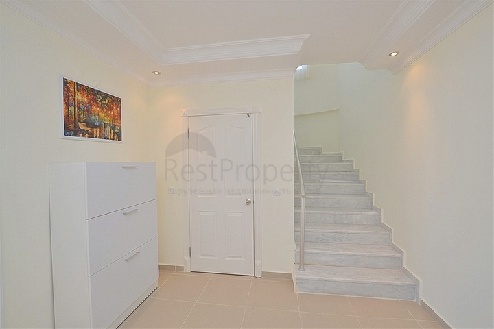 شقة ثلاث غرف وصالة دوبلكس مؤثثة - ضمن مجمع سكني في مهموتلار / الانيا 