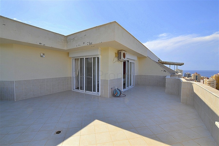 شقة ثلاث غرف وصالة دوبلكس مؤثثة - ضمن مجمع سكني في مهموتلار / الانيا 