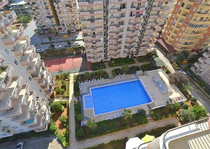 شقة ثلاث غرف وصالة دوبلكس مؤثثة - ضمن مجمع سكني في مهموتلار / الانيا 