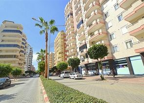 شقة ثلاث غرف وصالة دوبلكس مؤثثة - ضمن مجمع سكني في مهموتلار / الانيا 