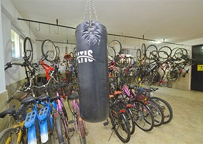 شقة ثلاث غرف وصالة دوبلكس مؤثثة - ضمن مجمع سكني في مهموتلار / الانيا 