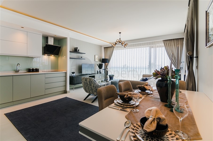 على البحر مباشرة - مشروع سكني قيد الانشاء مع امكانية التقسيط - في كاستل / الانيا 