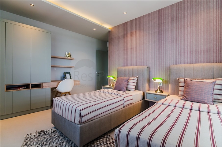 على البحر مباشرة - مشروع سكني قيد الانشاء مع امكانية التقسيط - في كاستل / الانيا 