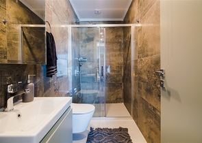 على البحر مباشرة - مشروع سكني قيد الانشاء مع امكانية التقسيط - في كاستل / الانيا 