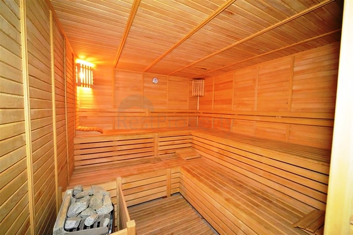 شقة عائلية واسعة ضمن مجمع سكني بسعر مميز جدا -في مهموتلار - الانيا 