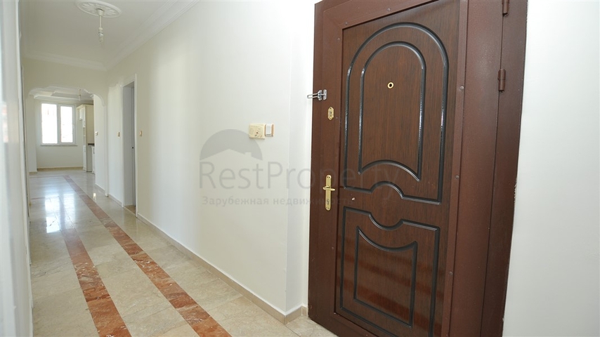 شقة عائلية واسعة ضمن مجمع سكني بسعر مميز جدا -في مهموتلار - الانيا 