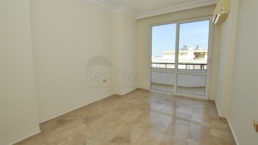 شقة عائلية واسعة ضمن مجمع سكني بسعر مميز جدا -في مهموتلار - الانيا 