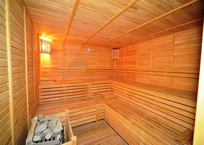 شقة عائلية واسعة ضمن مجمع سكني بسعر مميز جدا -في مهموتلار - الانيا 