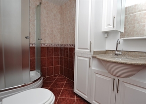 شقة عائلية واسعة ضمن مجمع سكني بسعر مميز جدا -في مهموتلار - الانيا 