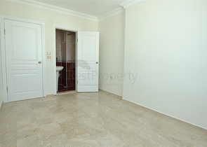 شقة عائلية واسعة ضمن مجمع سكني بسعر مميز جدا -في مهموتلار - الانيا 