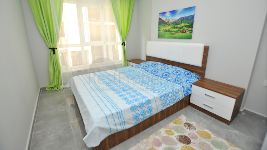 ضمن مجمع سكني حديث - غرفة نوم وصالة مؤثثة في مهموتلار