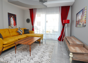 ضمن مجمع سكني حديث - غرفة نوم وصالة مؤثثة في مهموتلار