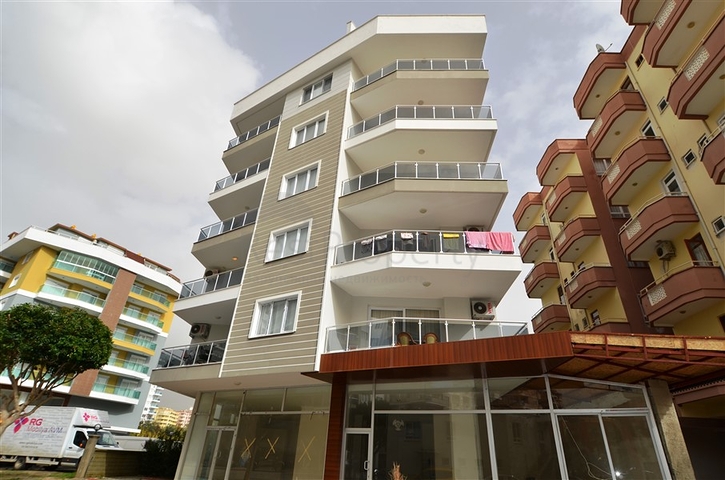 شقة مؤثثة قريبة من البحر - من تصميم غرفتين وصالة في مهموتلار - الانيا