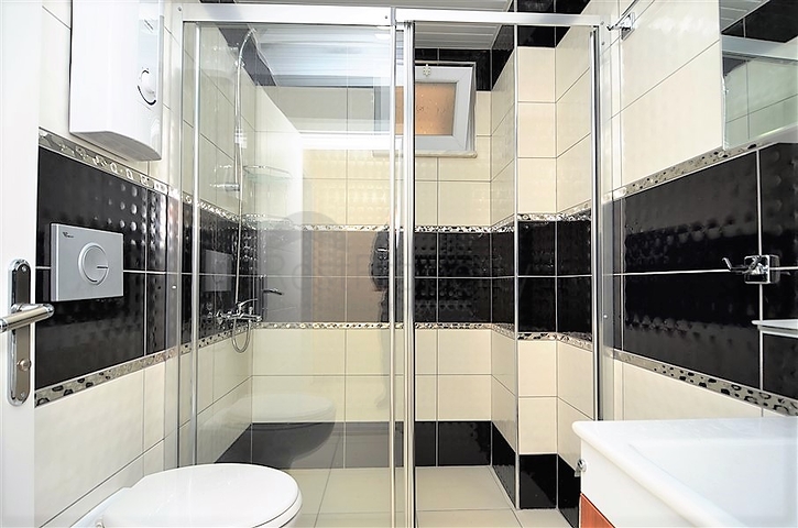 شقة مؤثثة قريبة من البحر - من تصميم غرفتين وصالة في مهموتلار - الانيا