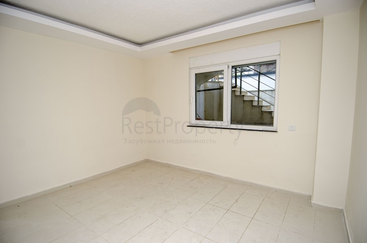 شقة 2 + 1 في مجمع 150 م من البحر