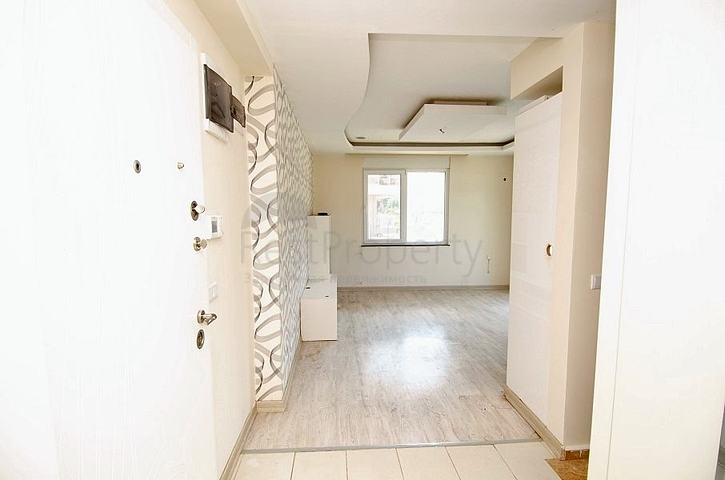 شقة 2 + 1 في مجمع 150 م من البحر