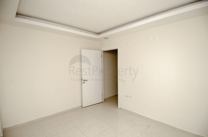 شقة 2 + 1 في مجمع 150 م من البحر