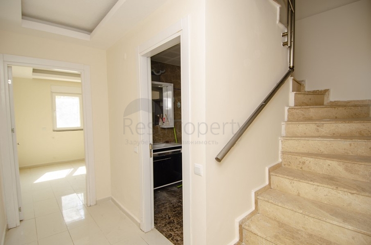 شقة 2 + 1 في مجمع 150 م من البحر