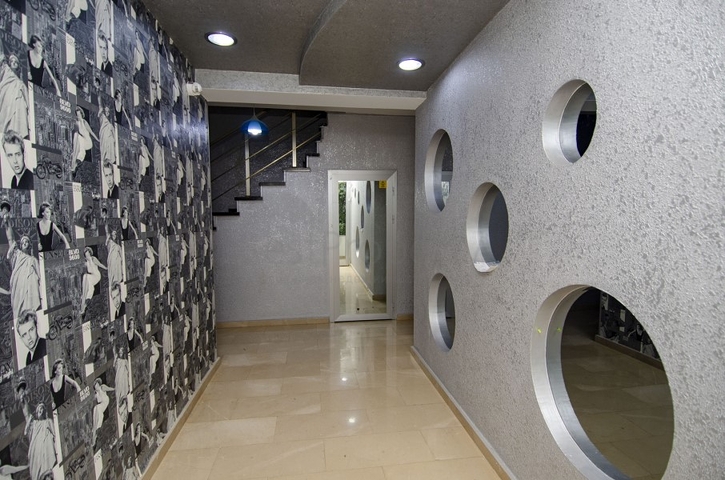 شقة 2 + 1 في مجمع 150 م من البحر