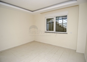 شقة 2 + 1 في مجمع 150 م من البحر