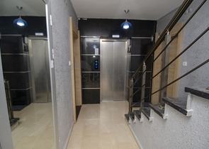 شقة 2 + 1 في مجمع 150 م من البحر