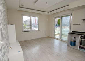 شقة 2 + 1 في مجمع 150 م من البحر