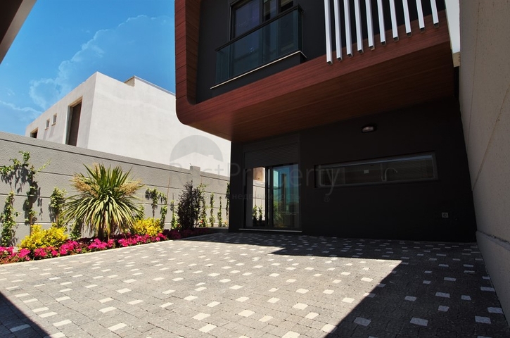 3 + 1 فلل في لارا كوندو أنطاليا