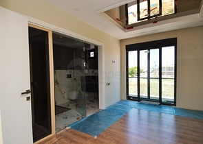 3 + 1 فلل في لارا كوندو أنطاليا