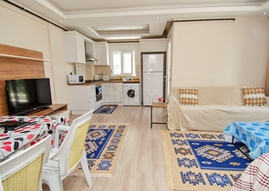 شقة 1 + 1 مع أثاث في مجمع في هورما كونيالتي أنطاليا